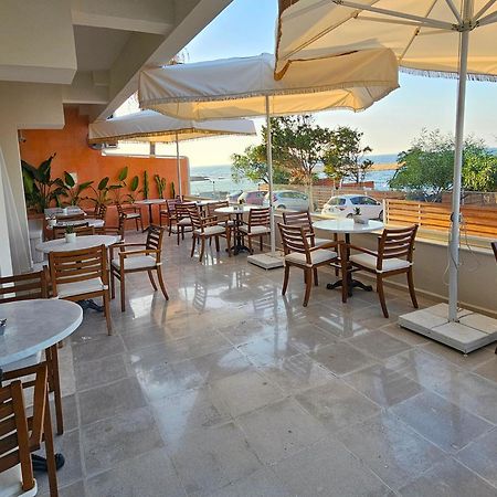 Hotel Azure Bay Ayvaryara Exterior foto